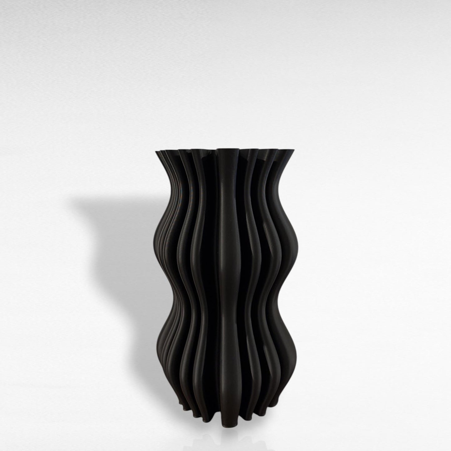 3D Printed Ribbed Vase | Minimalist Sculptural Home Decor for Flowers