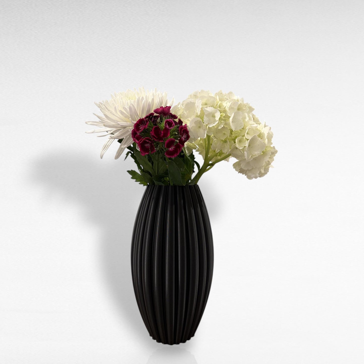 3D Printed Ribbed Black Vase | Modern Fluted Home Decor Flower Arrangement