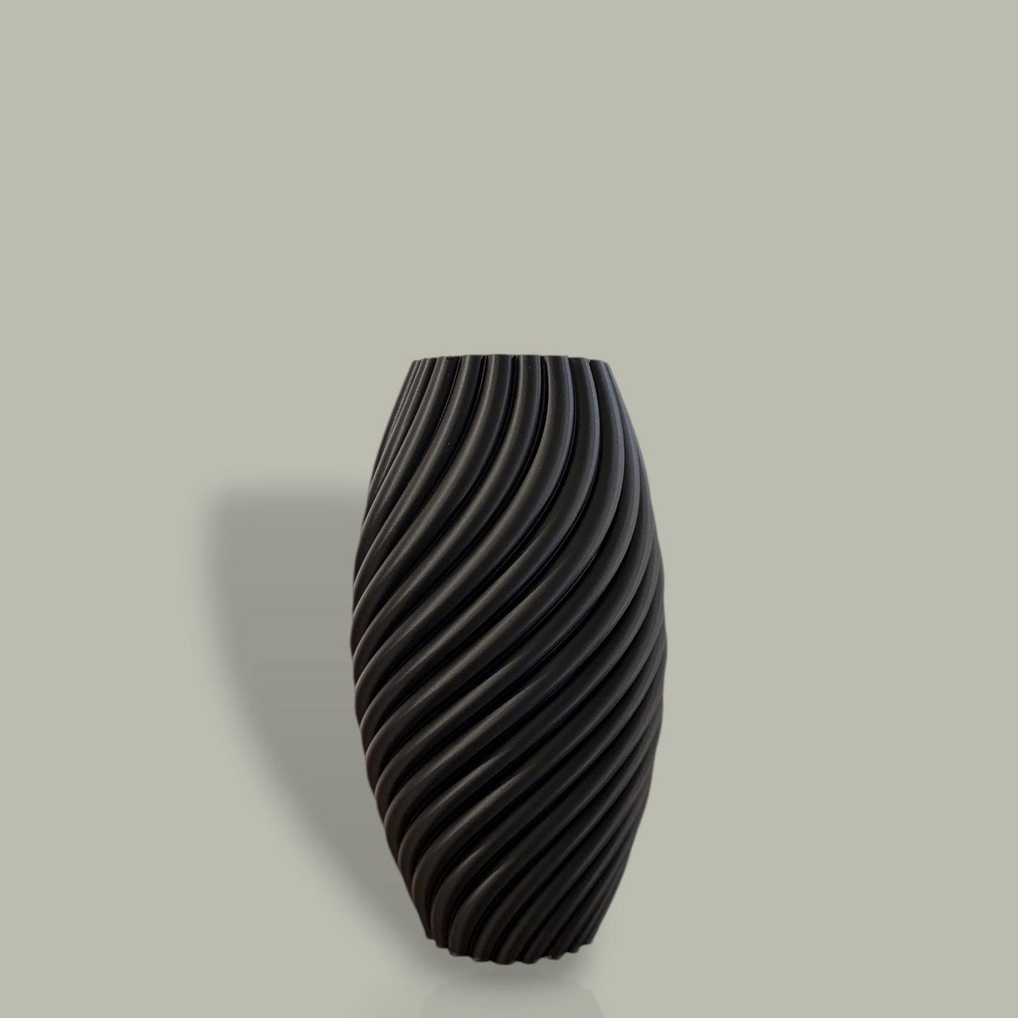 Modern Ribbed Vase | 3D Printed PLA Home Decor Centerpiece