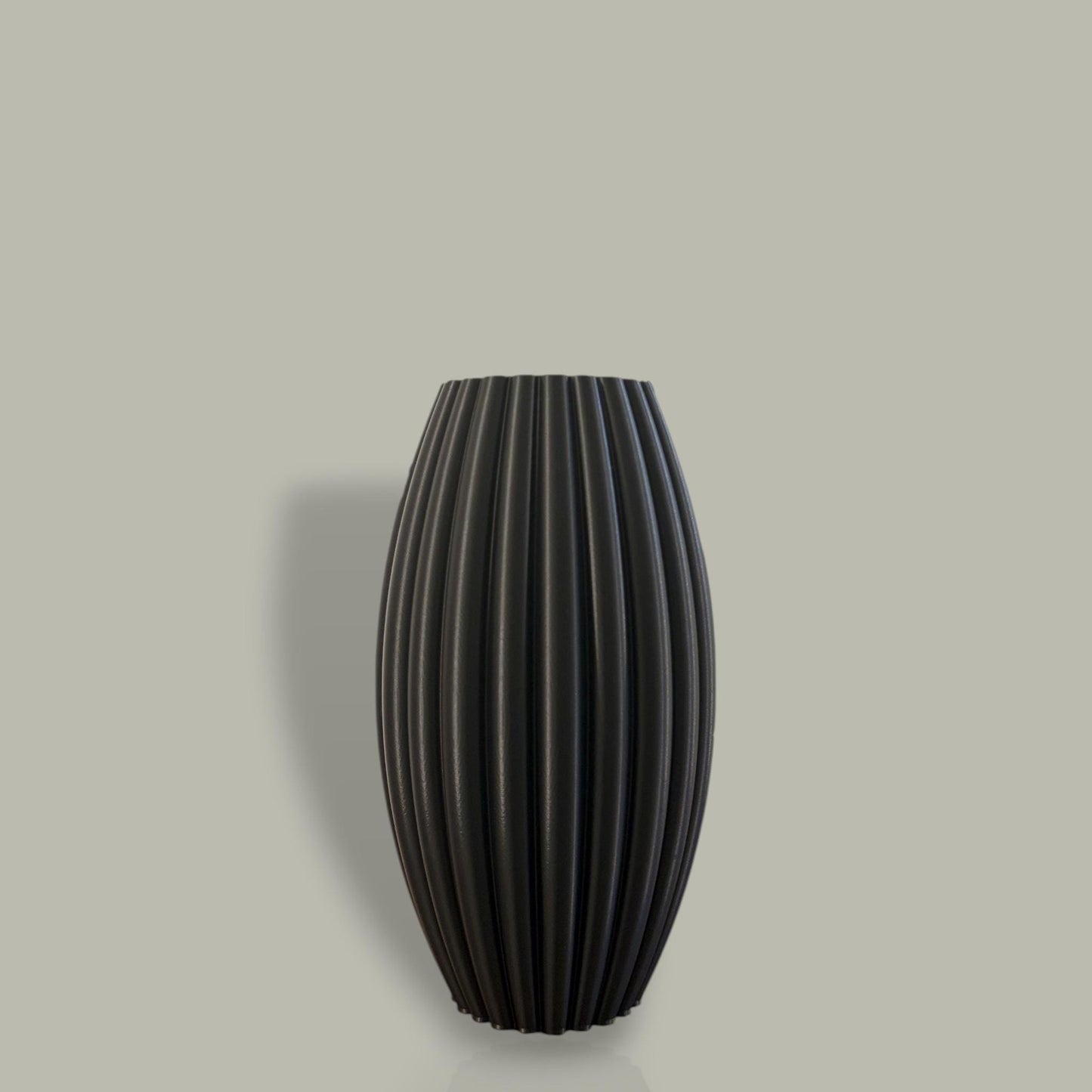 3D Printed Ribbed Black Vase | Modern Fluted Home Decor Flower Arrangement