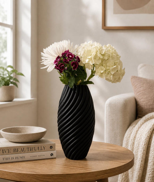 Modern Ribbed Vase | 3D Printed PLA Home Decor Centerpiece