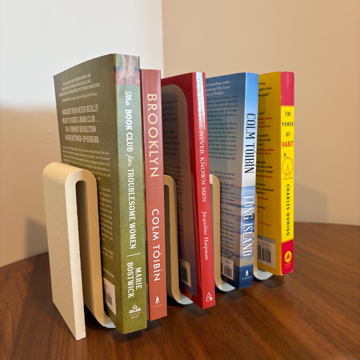 Wavy Bookshelf, Book Holder, 3D Printed Book Organizer, Modern Desk Shelf, Japandi Decor, Minimalist Book Storage, Book Lover Gift