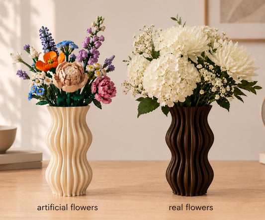 3D Printed Ribbed Vase | Minimalist Sculptural Home Decor for Flowers